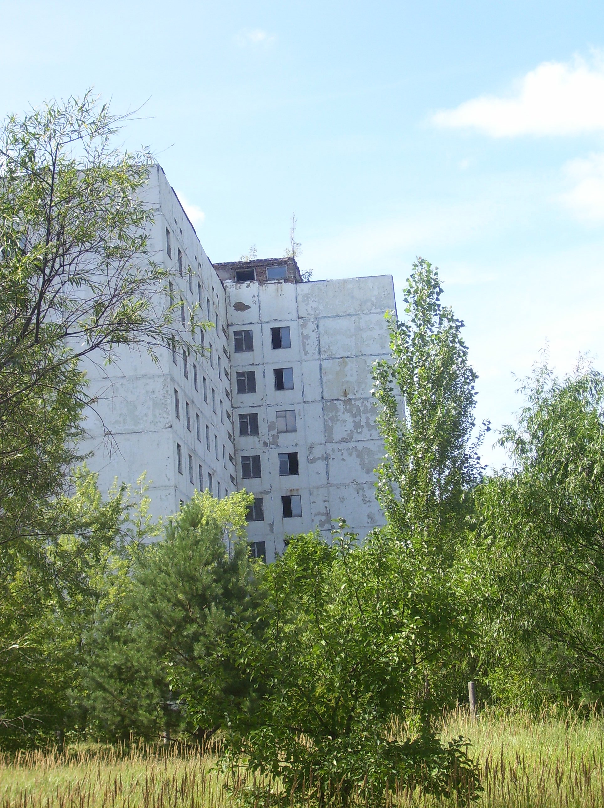 chernobylpripyat250.jpg
