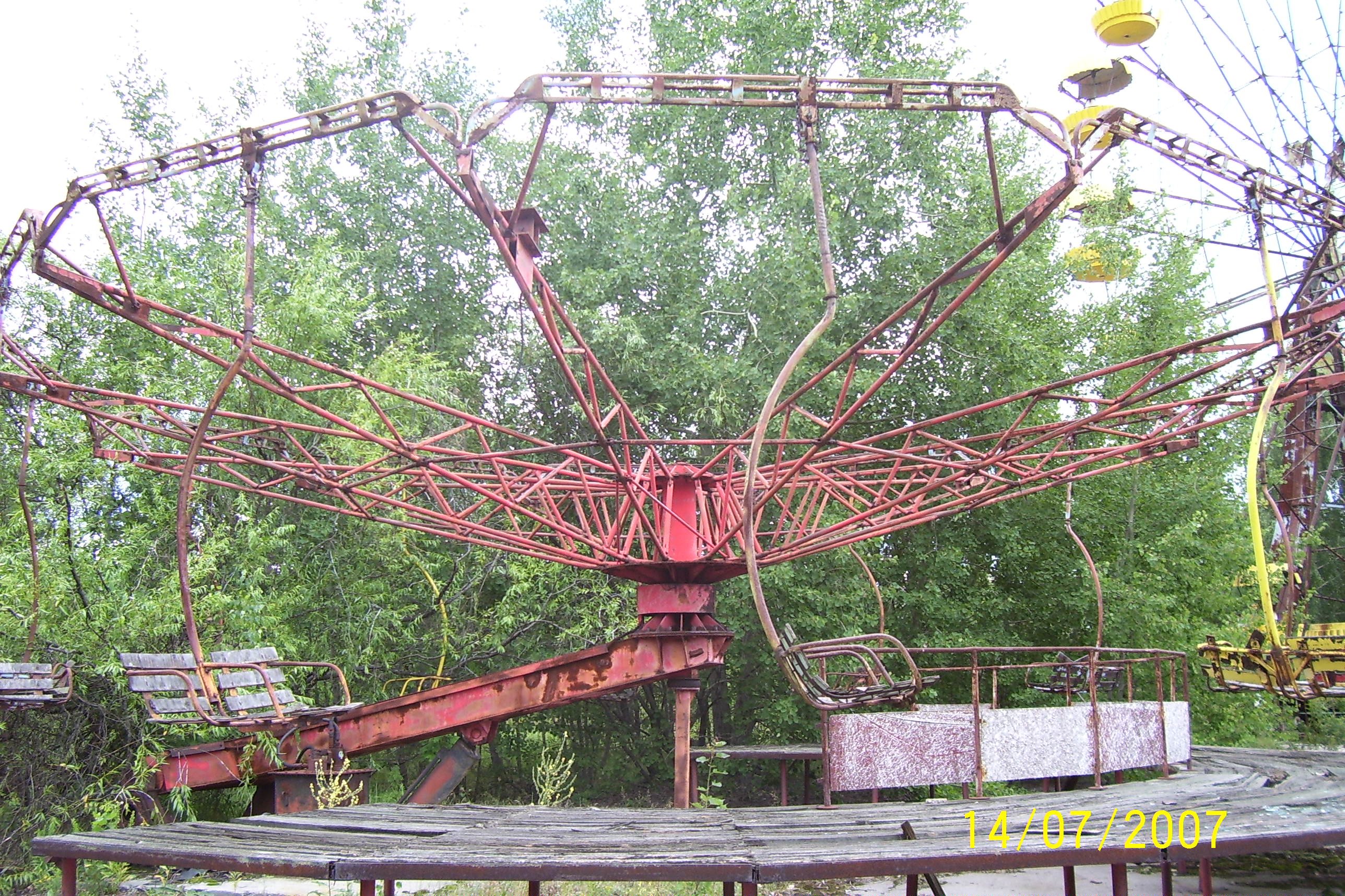 chernobylpripyat50.jpg